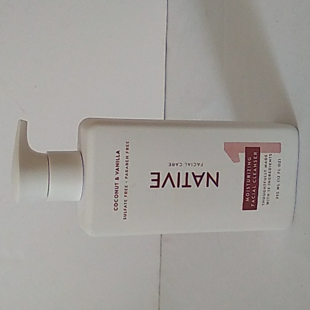 Native Facial Cleanser Coconut & Vanilla 12 fl oz.